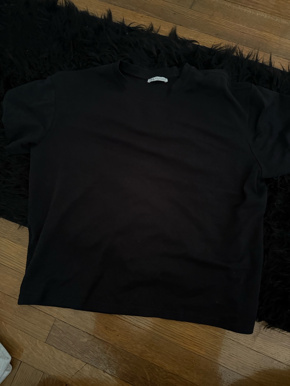 Zara Black Short-Sleeve Crew Neck Tee